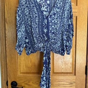 Lovestitch Blue and White Tie Front 3/4 Sleeve Blouse